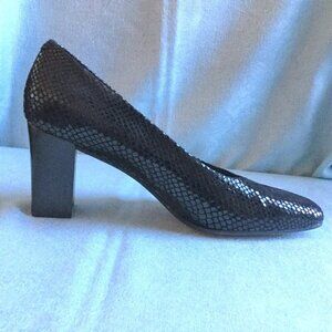 Elena Ricci Black Leather Snake-Texture Pumps